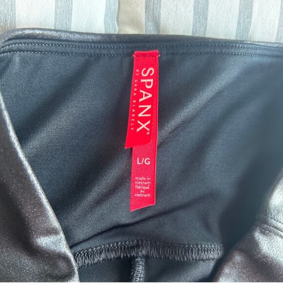 Spanx Faux Leather Moto Leggings – Black – Women’s Size Large - Picture 3 of 7